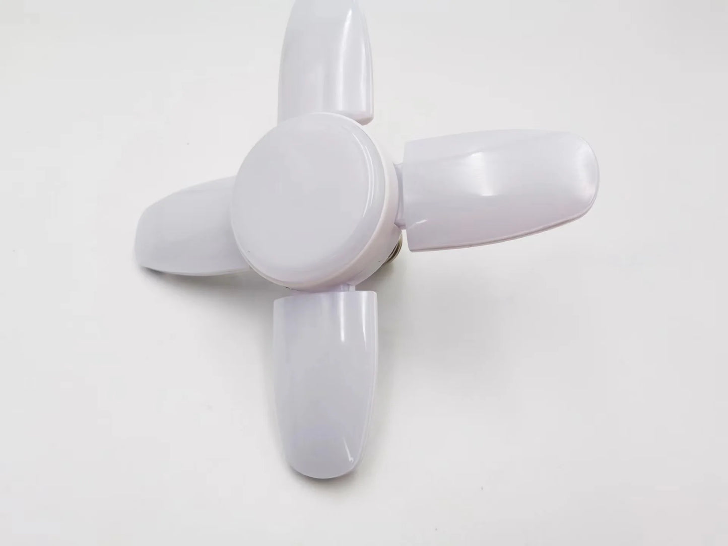Strong Quality 28W Leaves With Foldable Led Fan Light